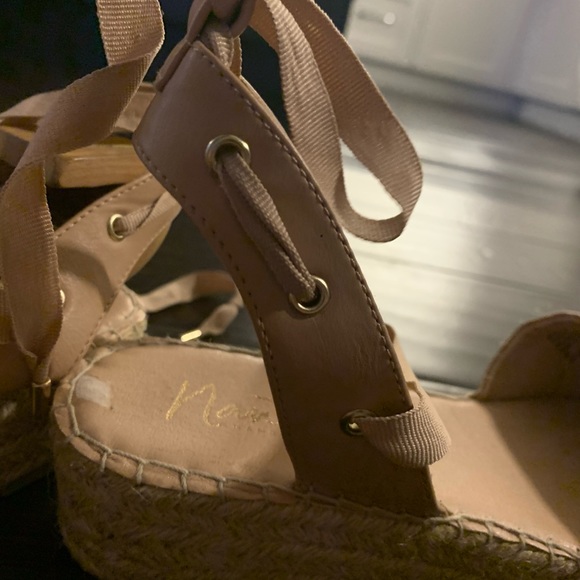 floral espadrilles - Picture 4 of 5